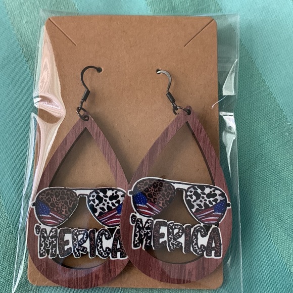 Patriotic Wooden 'Merica Earrings with Leopard Print - Picture 3 of 4